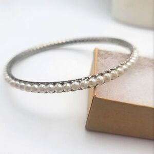 Bone white bridal faux pearl‎ bracelet bangle
